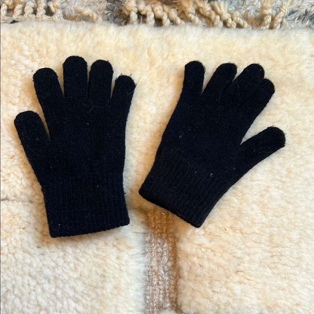 Kids Black Gloves (mittens) with Fun Text ~ #STAY COOL!